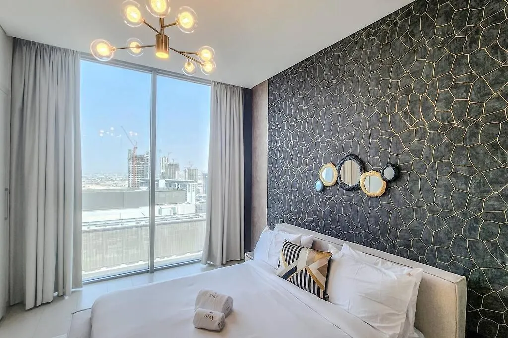Stay By Latinem Luxury 2Br Holiday Home Cvr B3107 Near Burj Khalifa Dubai
