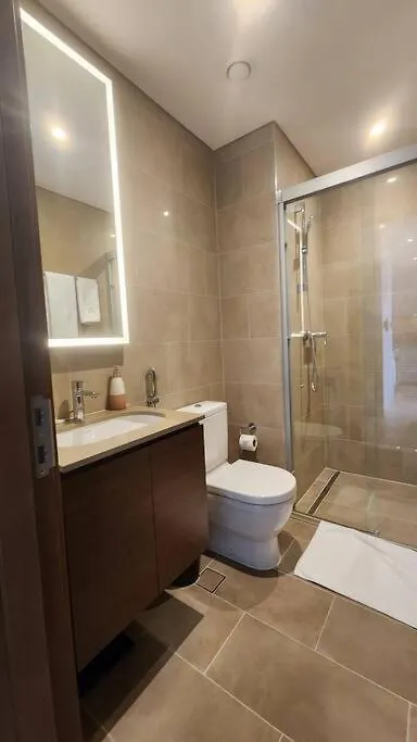 Stay By Latinem Luxury 2Br Holiday Home Cvr B3107 Near Burj Khalifa ドバイ アラブ首長国連邦