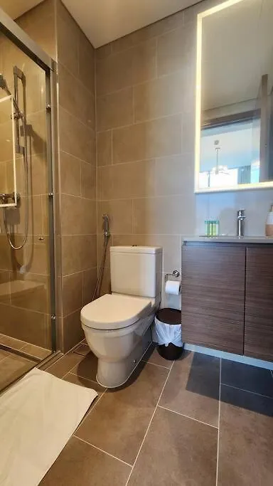 Stay By Latinem Luxury 2Br Holiday Home Cvr B3107 Near Burj Khalifa ドバイ 0*,  アラブ首長国連邦